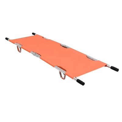 Ambulance orange pour le sauvetage d'urgence